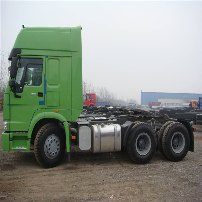 10 چرخ 6x4 371hp کامیون تریلر تراکتور برای حمل و نقل بزرگراه اختیاری رنگ
