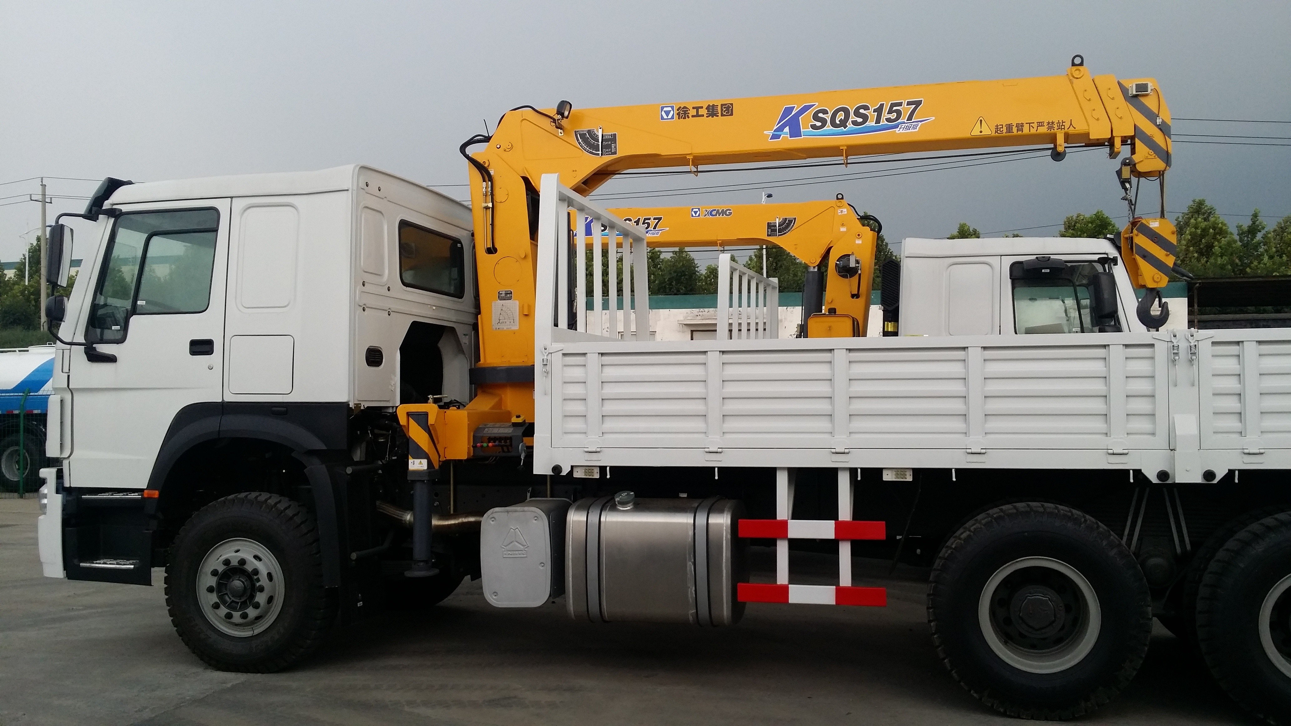 SQ5SK3Q 5 Ton Cargo Boom Truck Crane / Xcmg کامیون نصب شده جرثقیل