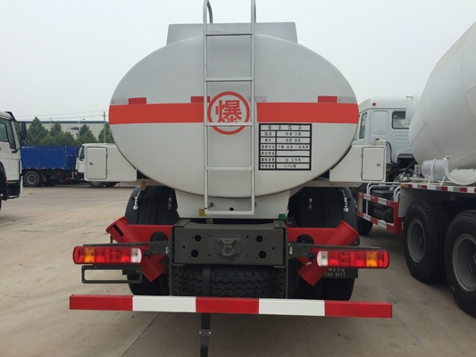 SINOTRUK HOWO 28000L RHD تانکر کامیون 8x4 6x4 رانندگی 12 لاستیک