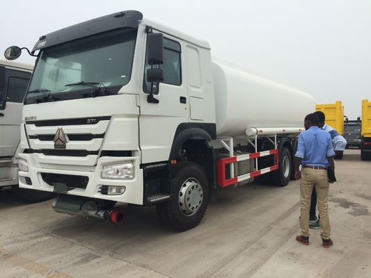 HOWO 6x4 جدید ظرفیت 25000L بنزین بوسر مخزن سوخت کامیون حمل و نقل نفت تانکر کامیون