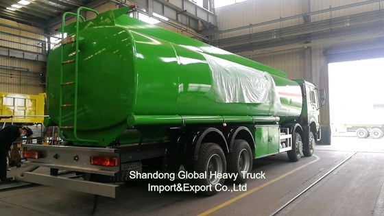 Sinotruk HOWO 8*4 تانک سوخت کامیون 12 چرخ تانک نفتی 30000L وانت