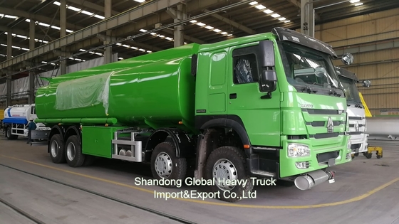 Sinotruk HOWO 8*4 تانک سوخت کامیون 12 چرخ تانک نفتی 30000L وانت