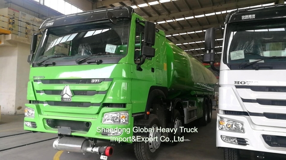 Sinotruk HOWO 8*4 تانک سوخت کامیون 12 چرخ تانک نفتی 30000L وانت