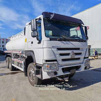 ماشین نقلیه جدید و استفاده شده HOWO نفت/بنزین/آب 371HP 6*4 Bowser Tanker Truck