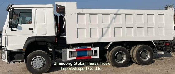 راننده سمت چپ و سمت راست Sinotruck 15 25 35 تن HOWO 371HP 375HP 400HP 6X4 8X4 استفاده شده