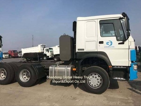 Sinotruk HOWO جدید / استفاده شده 371HP یورو 2 6X4 Rhd رانش سمت راست کامیون تریلر تراکتور کامیون