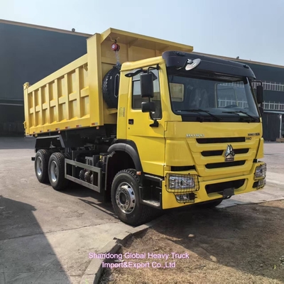 مواد فولادی استفاده شده Sinotruk 6X4 10-Wheel HOWO Dump Truck صادر شده به آفریقا