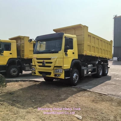 مواد فولادی استفاده شده Sinotruk 6X4 10-Wheel HOWO Dump Truck صادر شده به آفریقا