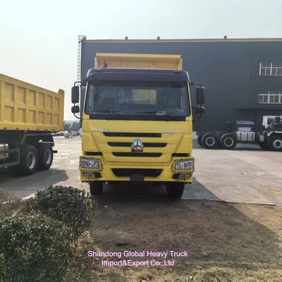 مواد فولادی استفاده شده Sinotruk 6X4 10-Wheel HOWO Dump Truck صادر شده به آفریقا