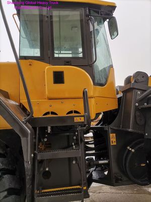 لودر چرخدار 5.5 تنی XCMG XC958 با سطل 3.2 متر مکعبی و قدرت موتور 162 کیلووات