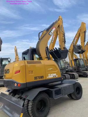 حفاری چرخ دار 7 تن با ظرفیت 0.23m3 و موتور 48 kW برای حرکت زمین