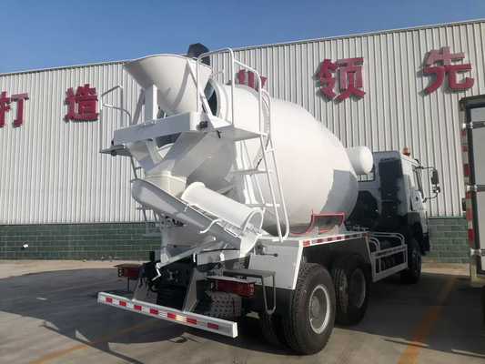 کامیون میکسر بتن سینوتراک HOWO 8×4 نوع درایو 12 متر مکعب ظرفیت 300 اسب بخار حداکثر قدرت