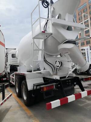 سینوتروک HOWO 8X4 371HP کامیون مخلوط کن بتن 14cbm Zz1317n3261W