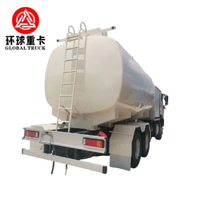 کامیون سوخت‌رسانی هواپیما HOWO Shacman DFAC Furuika با حجم مخزن 15000 لیتر، قدرت 251-350 اسب بخار، گیربکس دستی