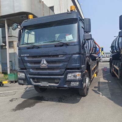 HOWO 15CBM وانت مکش فاضلاب خلاء با چرخ 6 * 4 و 251-350 اسب بخار برای تمیز کردن مخزن سپتیک