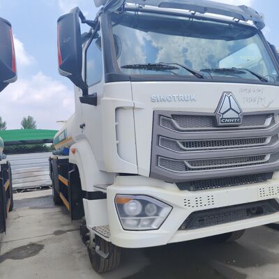 HOWO NX 6×4 CNG تانک سوخت کامیون با 400HP موتور و ظرفیت 30,000L برای حمل و نقل دیزل و بنزین