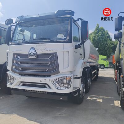 شاحنة صهريج وقود HOWO NX 8x4 بسعة 30000 لتر، شاحنة وقود ديزل ثقيلة لكينيا لنقل الوقود