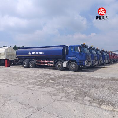 HOWO NX 8x4 30000L مخزن سوخت کامیون سنگین وظیفه دیزل Bowser کامیون برای بازار گانا