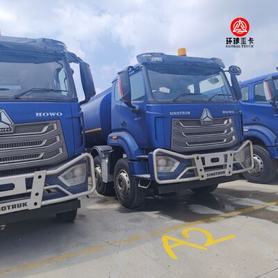 کامیون تانکر سوخت HOWO NX 8x4 با ظرفیت 30000 لیتر، کامیون نفتکش دیزلی سنگین برای بازار آفریقا