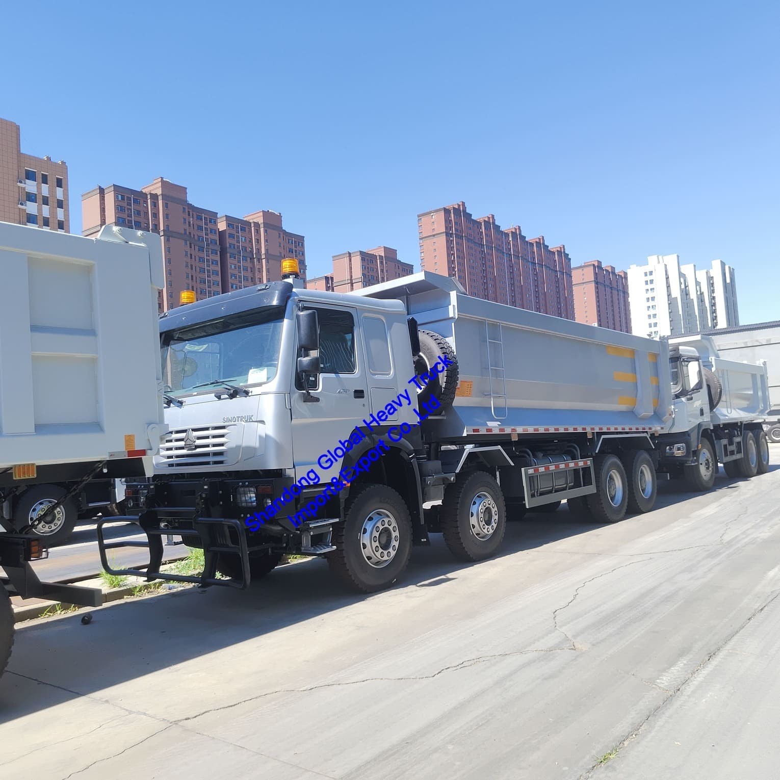 کامیون های کمپرسی 10 چرخ 6X4 15 تنی HOWO Sinotruck چین، کامیون های کمپرسی 8X4، 371 اسب بخار، 375 اسب بخار، کامیون کمپرسی دست دوم