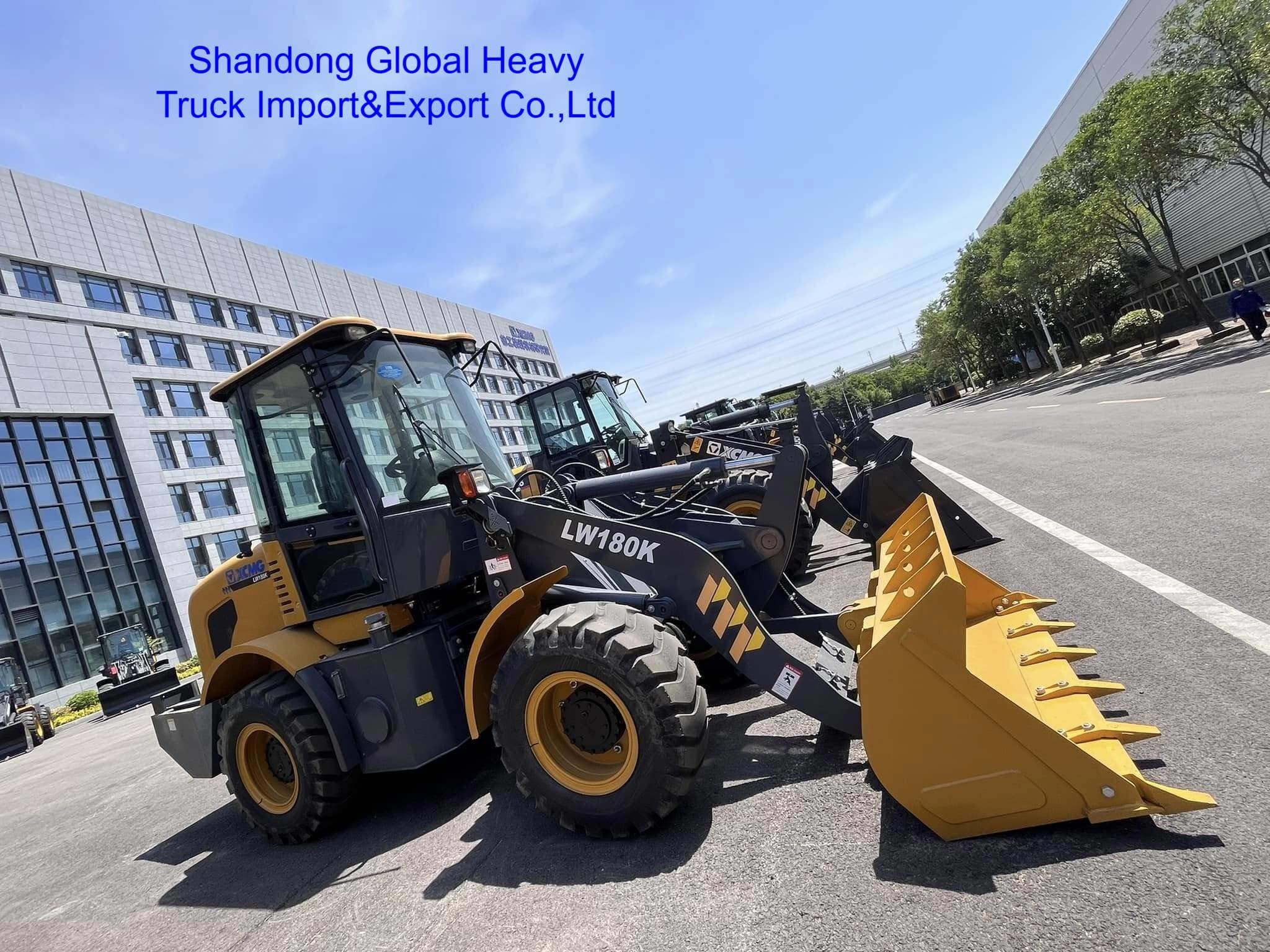 لودر چرخ‌دار XCMG LW180K 1.8 تنی برای ساخت جاده و معدن