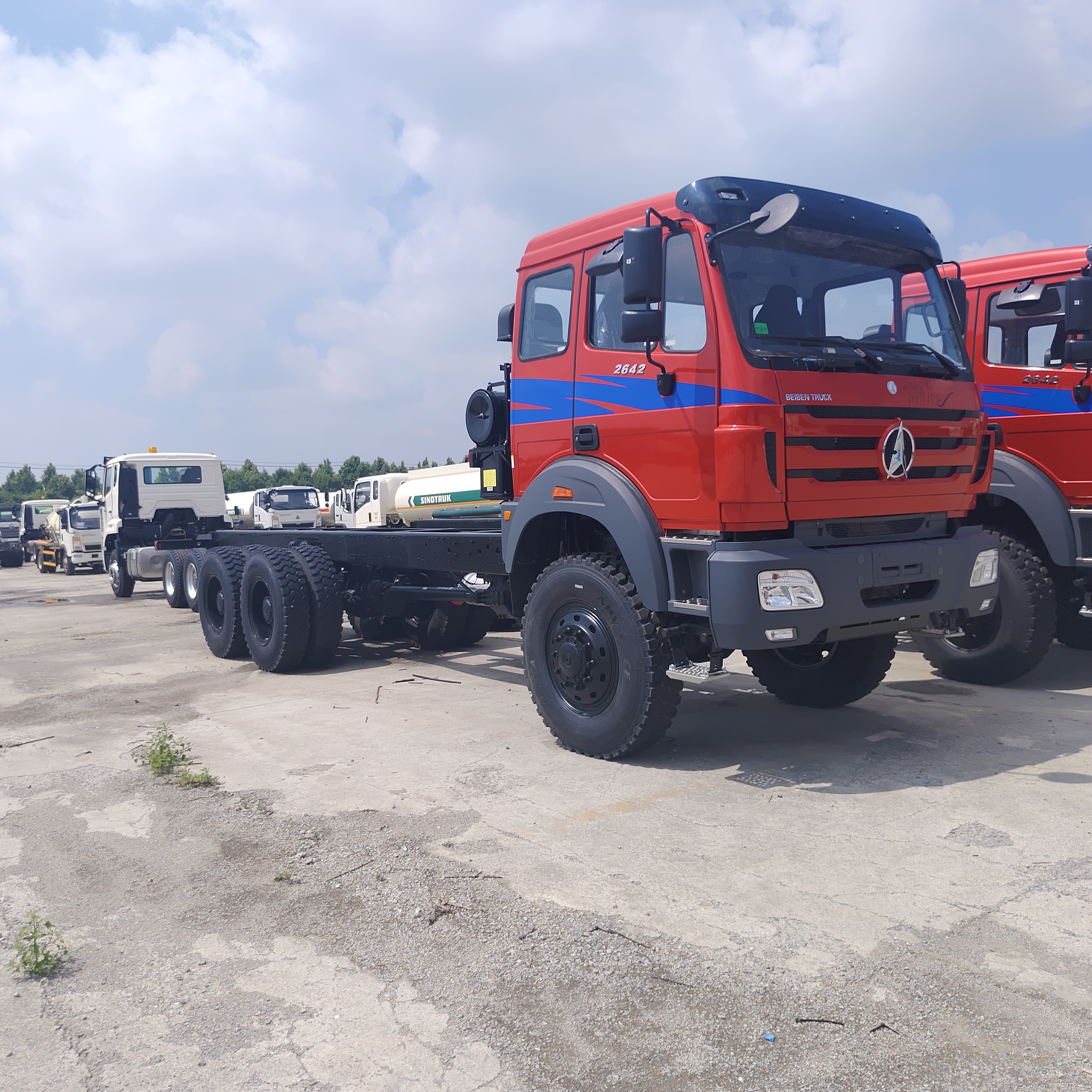 BEIBEN 2642 6 × 6 کامیون معدن با موتور 420HP WEICHAI و بار مفید 30-40 تن برای معدن سنگین