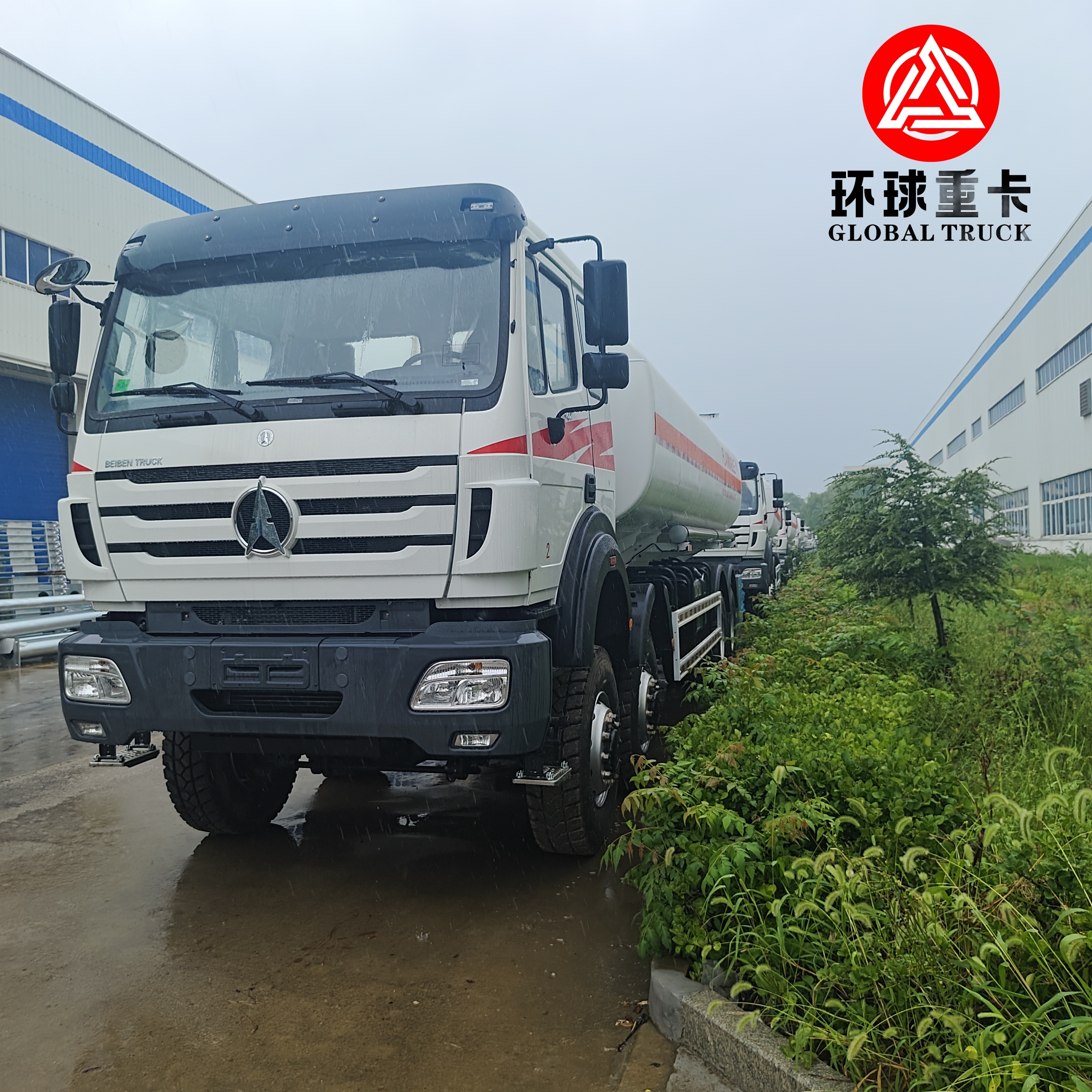 Beiben 8x8 35000L کامیون سنگین سوخت برای صنعت معدن کنگو