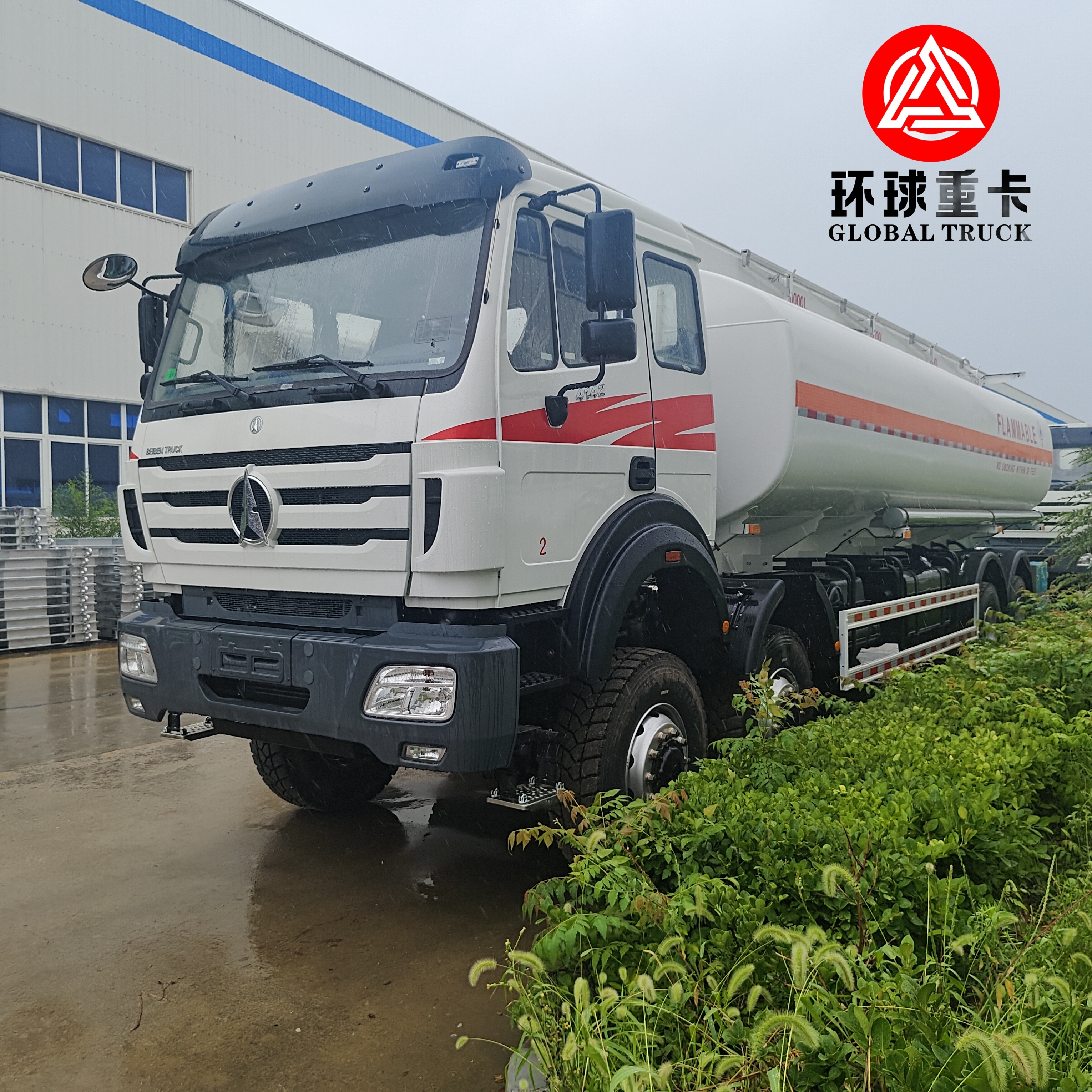 کامیون تانکر سوخت سنگین آفرود 8x8 بیکن 35000 لیتری برای معدن کنگو