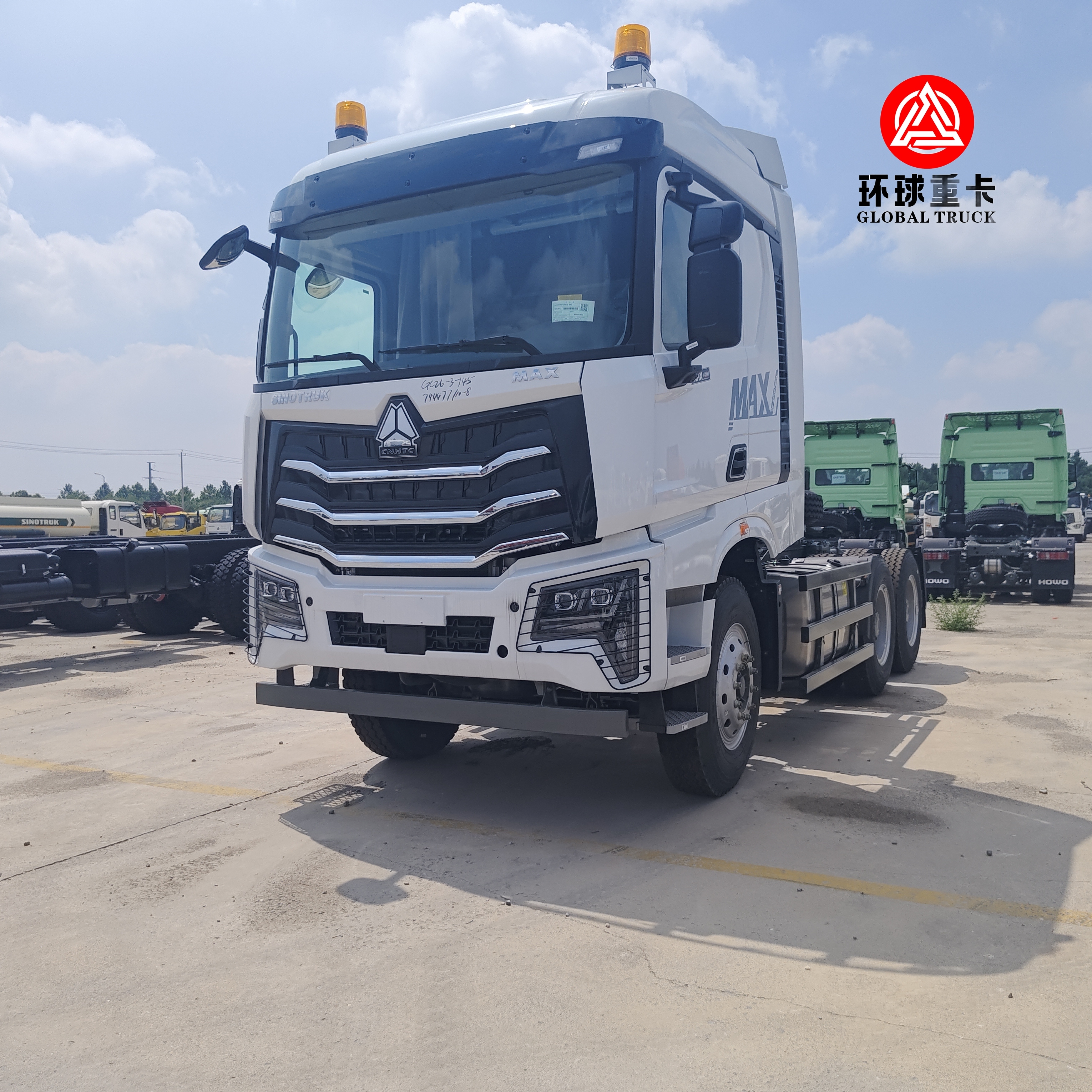 سینوتروک جدید HOWO NX 6x4 371HP دیزل تراکتور سر کامیون اصلی برای حمل و نقل نیمه تریلر